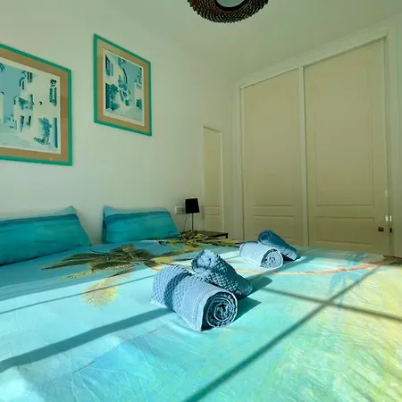 Penthouse Sunrise Blue Ocean View דירה קוסטה קלמה